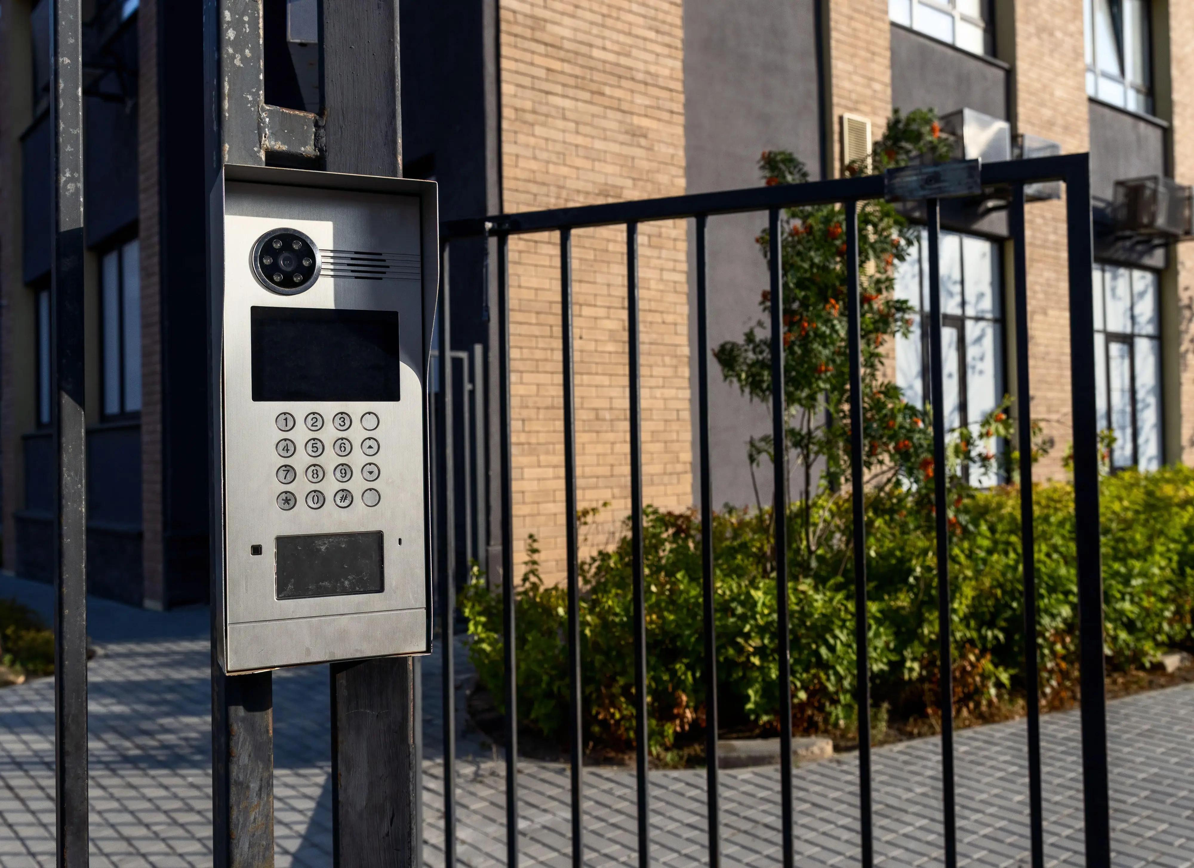 Basic intercom system